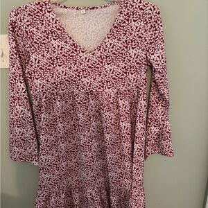 Elegant Floral V-Neck Dress in Red and White